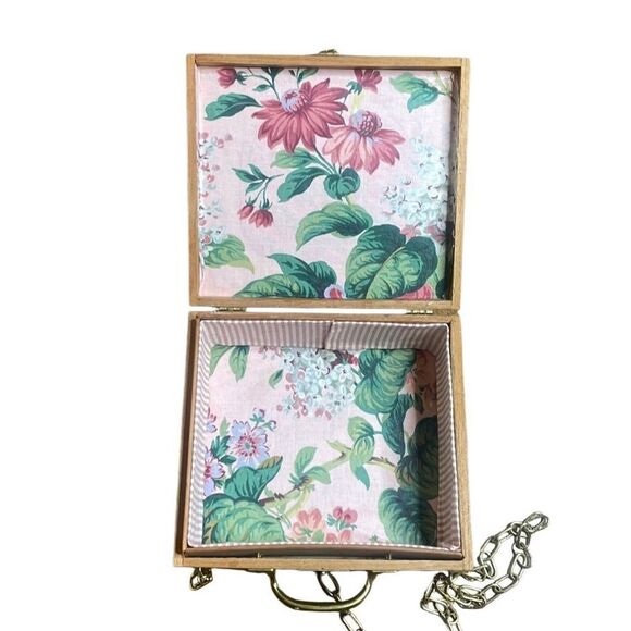 Vintage custom cigar box purse gold cross body chain shoulder strap 7” x 7.5” - Picture 5 of 6